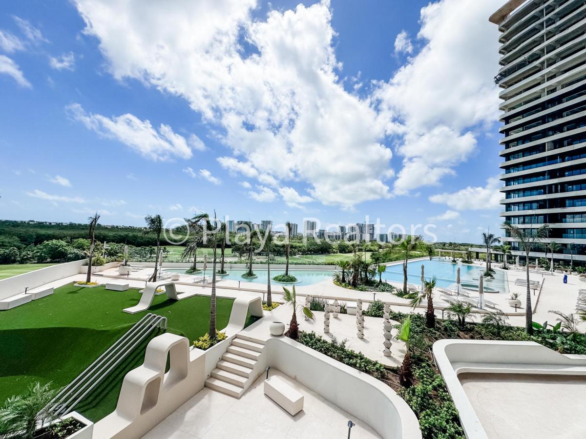 Picture of Apartment For Sale in Puerto Cancun, Quintana Roo, Mexico