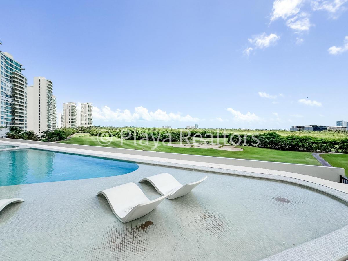 Picture of Apartment For Sale in Puerto Cancun, Quintana Roo, Mexico