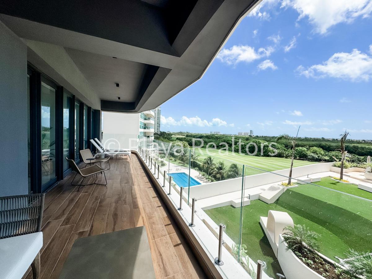 Picture of Apartment For Sale in Puerto Cancun, Quintana Roo, Mexico
