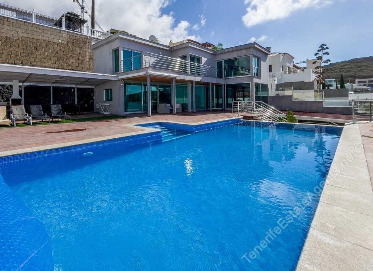 Picture of Villa For Sale in Roque Del Conde, Tenerife, Spain
