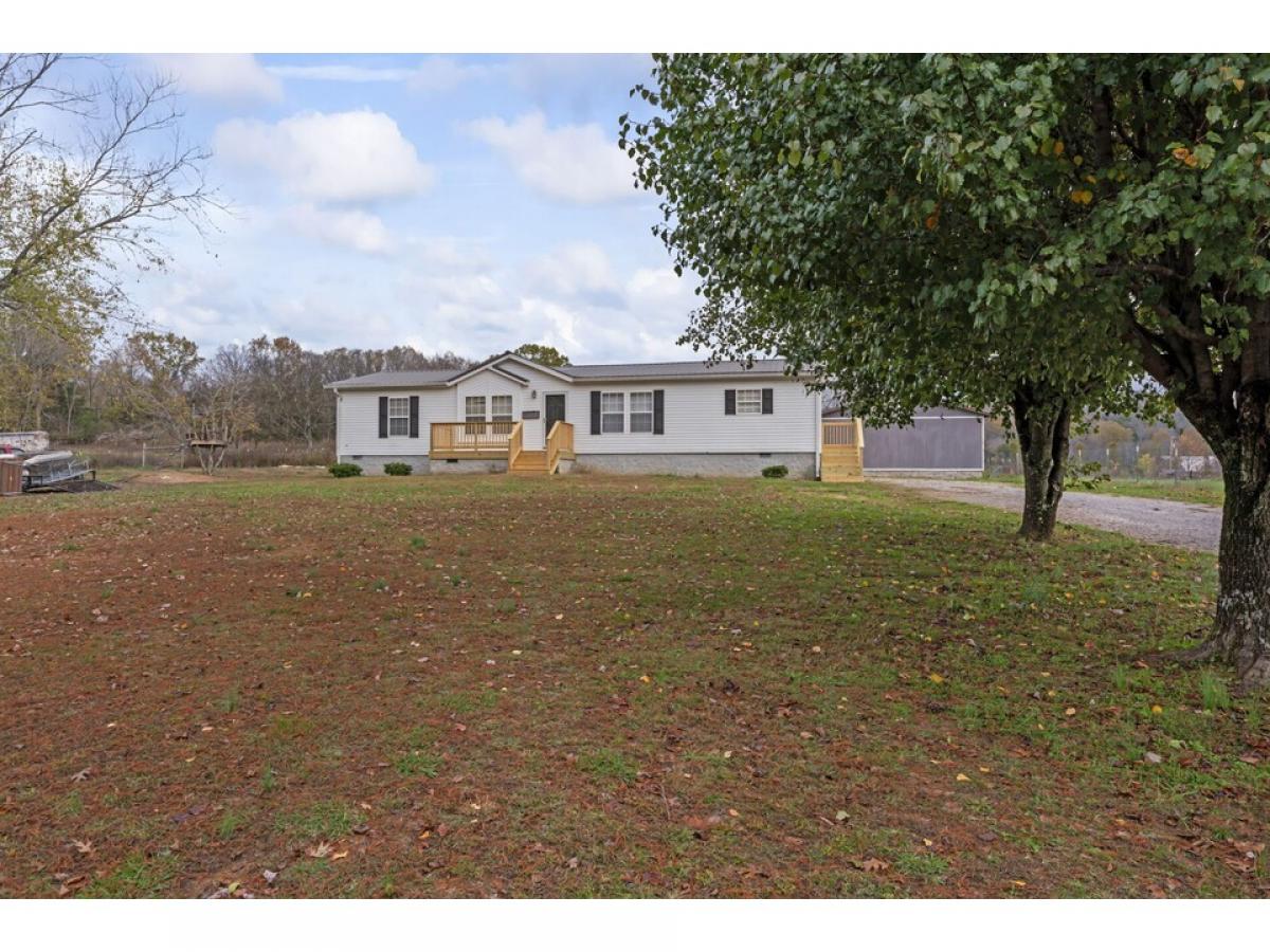 Picture of Home For Sale in Lebanon, Tennessee, United States