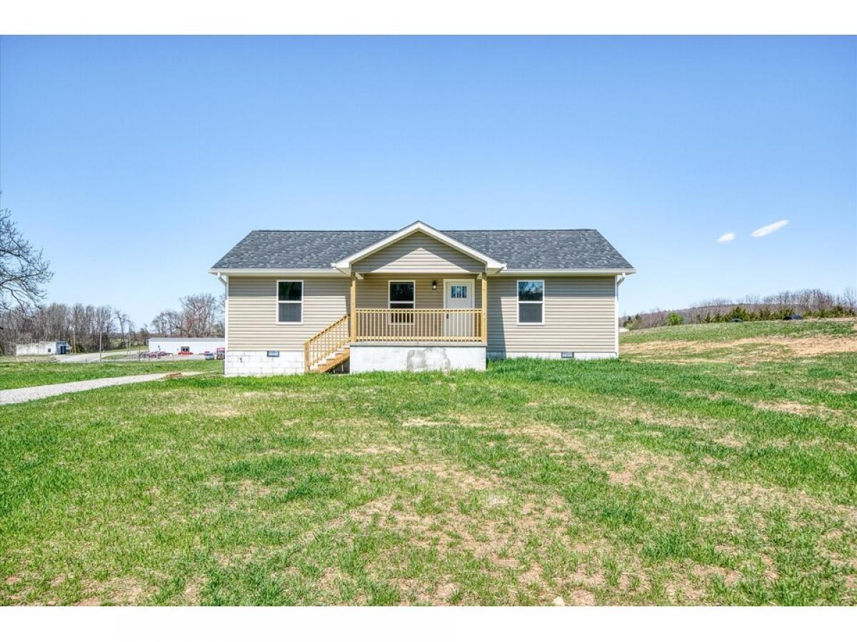 Picture of Home For Sale in Pall Mall, Tennessee, United States