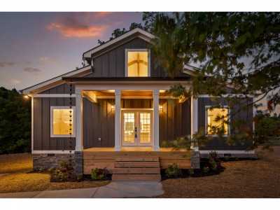 Home For Sale in Graysville, Tennessee