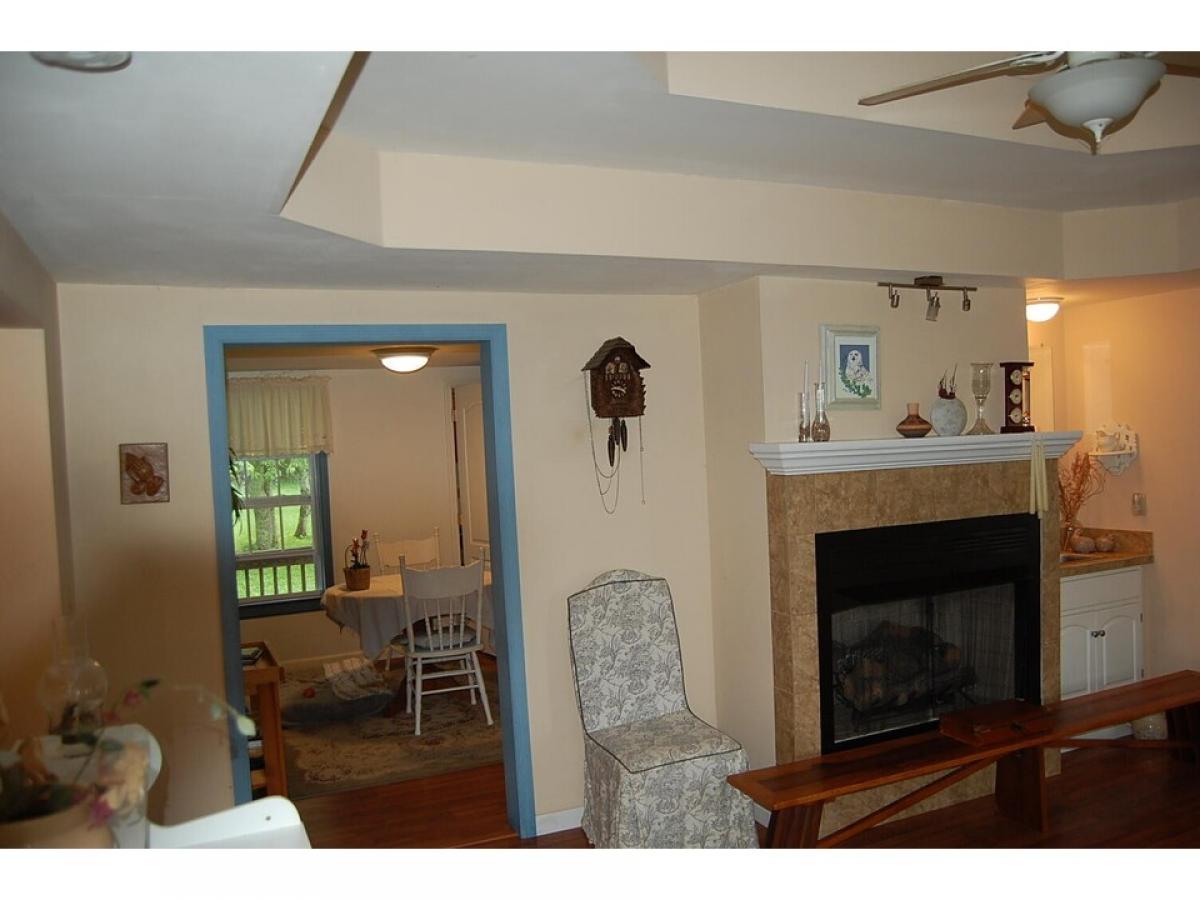 Picture of Home For Sale in Pikeville, Tennessee, United States