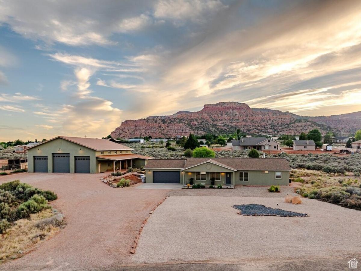 Picture of Home For Sale in Kanab, Utah, United States