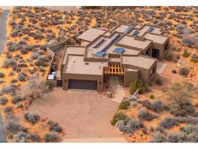 Home For Sale in Ivins, Utah