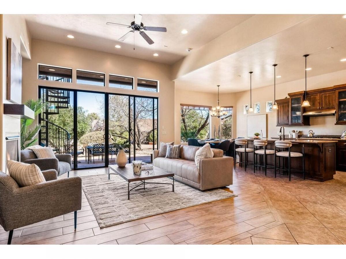 Picture of Home For Sale in Hurricane, Utah, United States