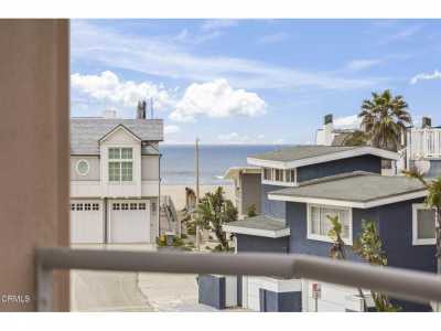 Home For Sale in Oxnard, California