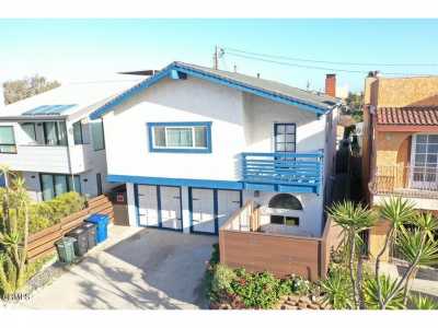 Home For Sale in Oxnard, California