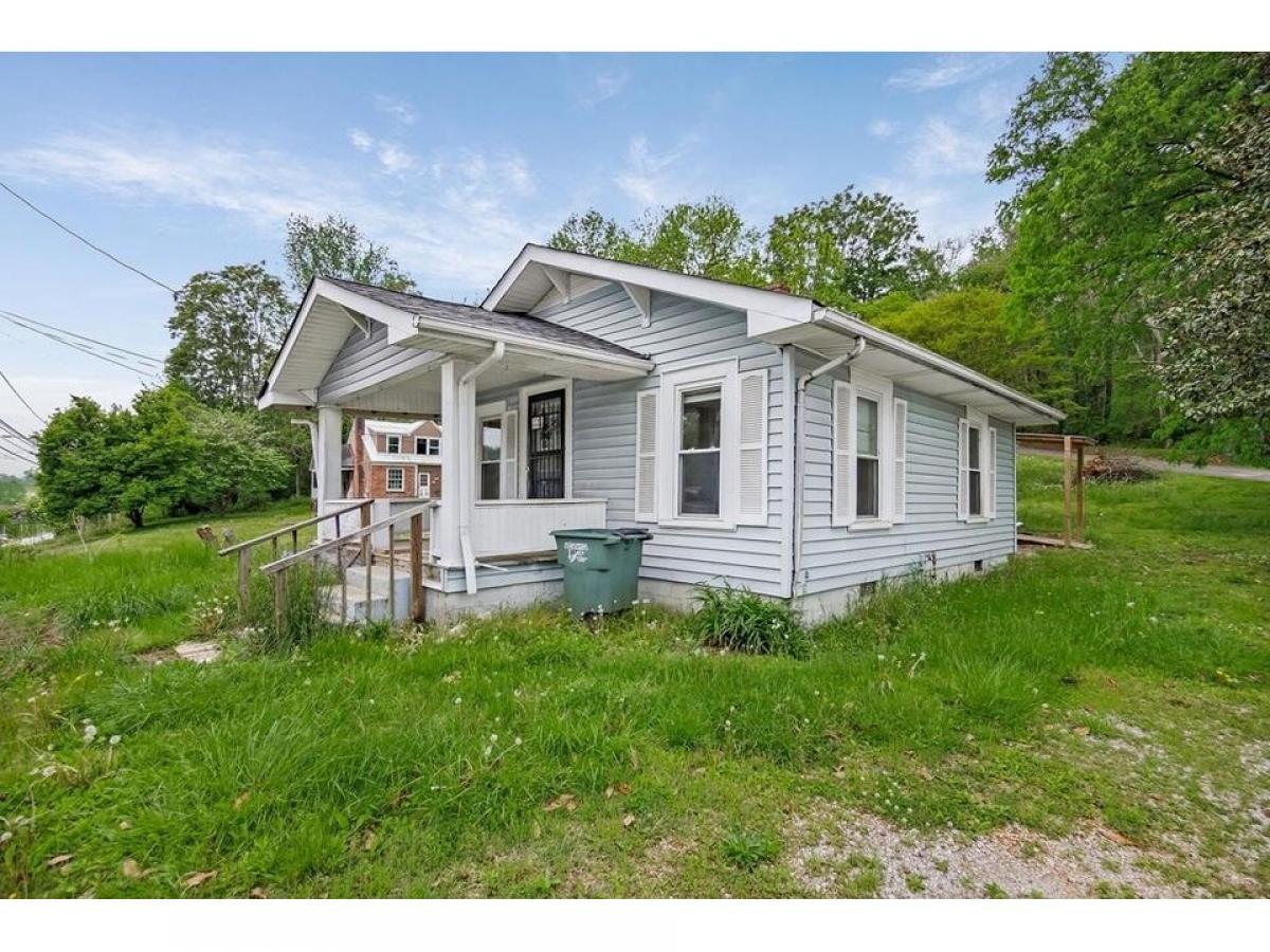Picture of Home For Rent in Sparta, Tennessee, United States
