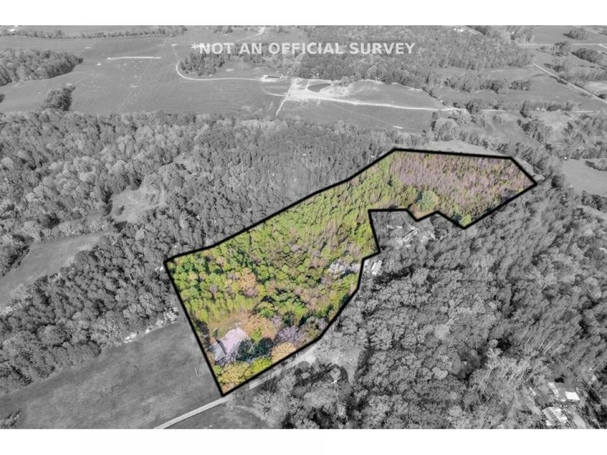 Picture of Residential Land For Sale in Sparta, Tennessee, United States
