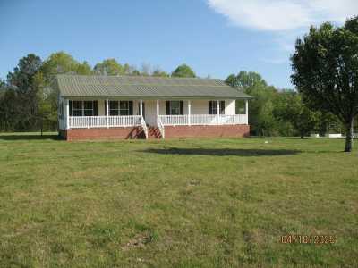 Home For Sale in Walling, Tennessee
