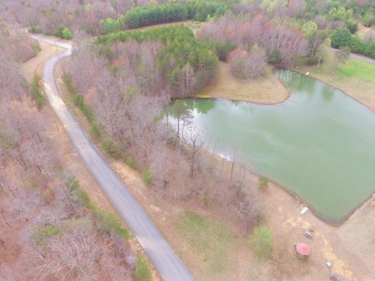 Picture of Residential Land For Sale in Spencer, Tennessee, United States