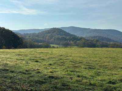 Home For Sale in Pikeville, Tennessee