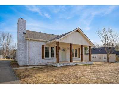 Home For Sale in Baxter, Tennessee