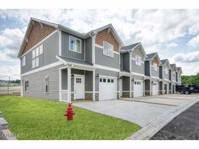 Home For Sale in Livingston, Tennessee