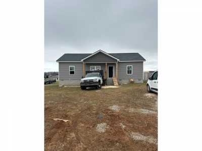 Home For Sale in Walling, Tennessee