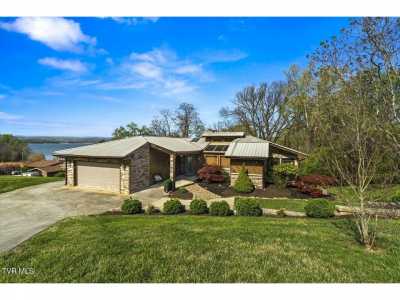 Home For Sale in Talbott, Tennessee