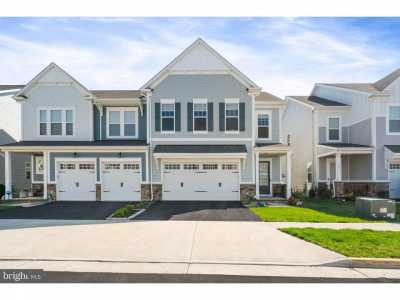 Home For Sale in Dumfries, Virginia