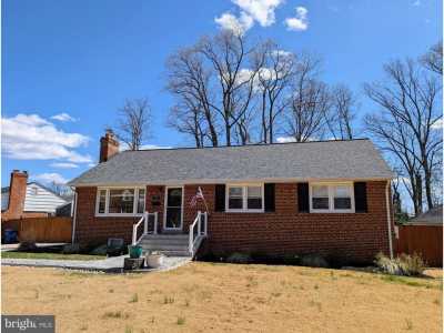 Home For Sale in Annandale, Virginia