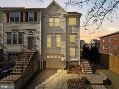 Home For Sale in Alexandria, Virginia