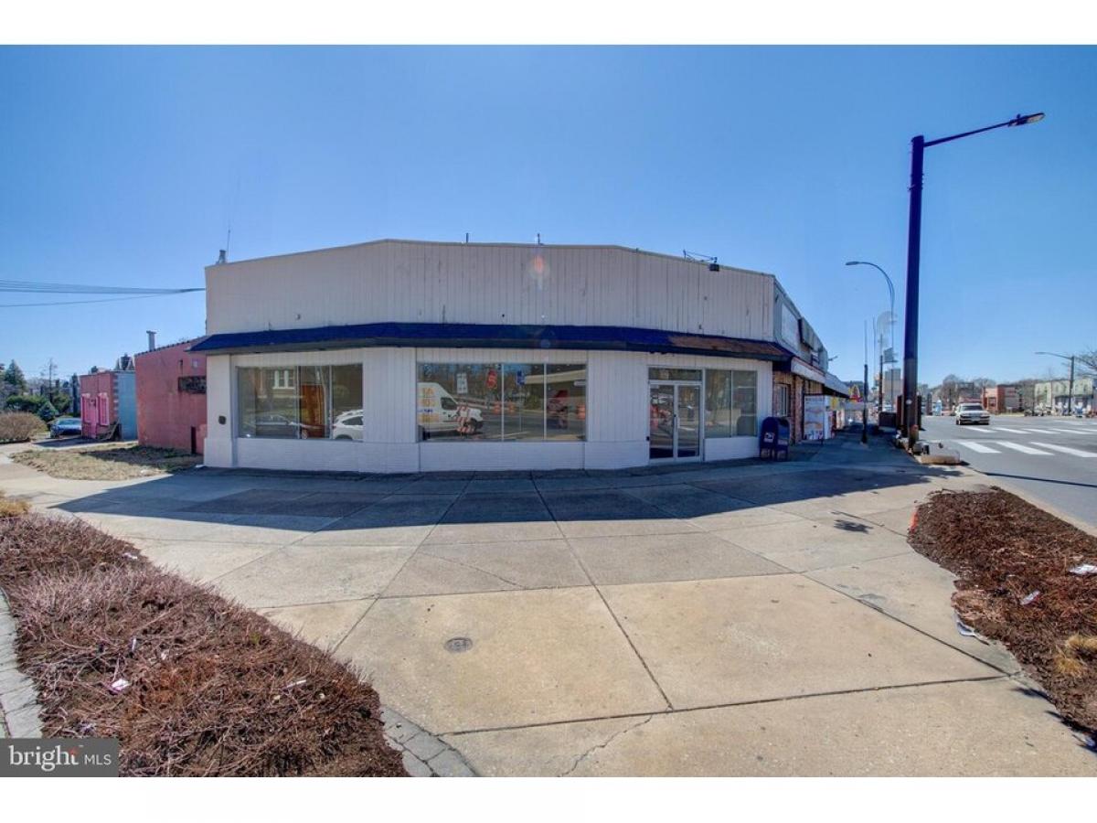 Picture of Home For Sale in Philadelphia, Pennsylvania, United States