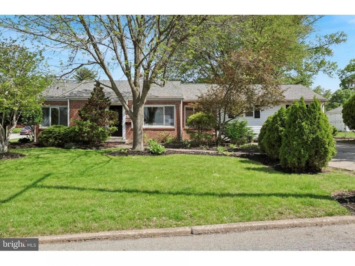 Picture of Home For Sale in Plymouth Meeting, Pennsylvania, United States