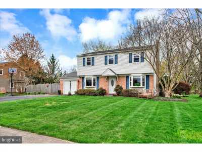 Home For Sale in Lansdale, Pennsylvania
