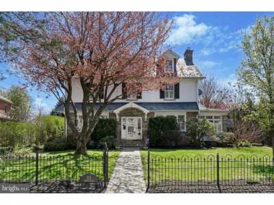 Home For Sale in Bryn Mawr, Pennsylvania