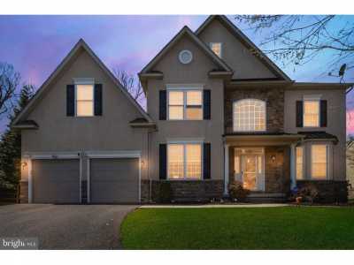 Home For Sale in Lansdale, Pennsylvania