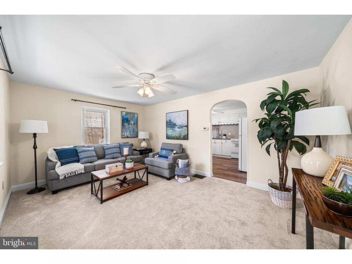 Picture of Home For Sale in King of Prussia, Pennsylvania, United States