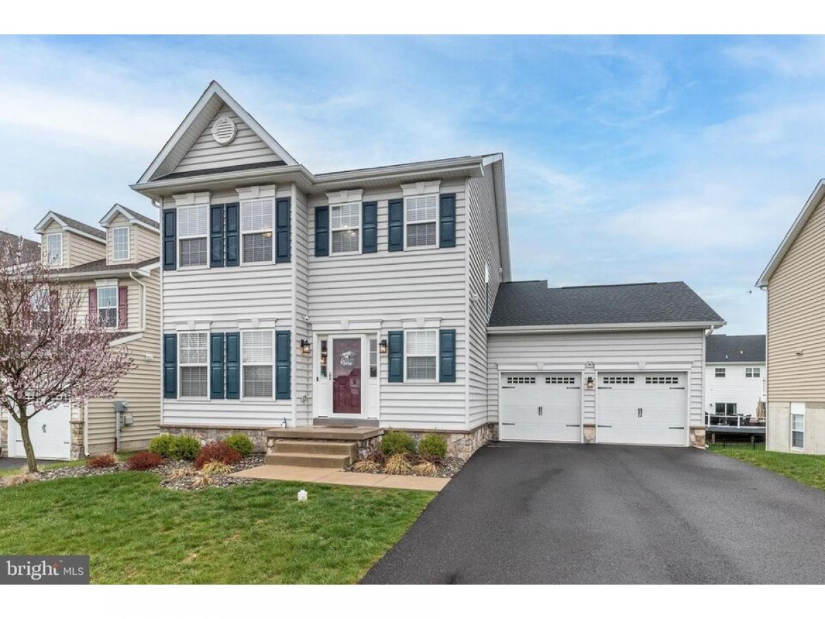 Picture of Home For Sale in Pennsburg, Pennsylvania, United States