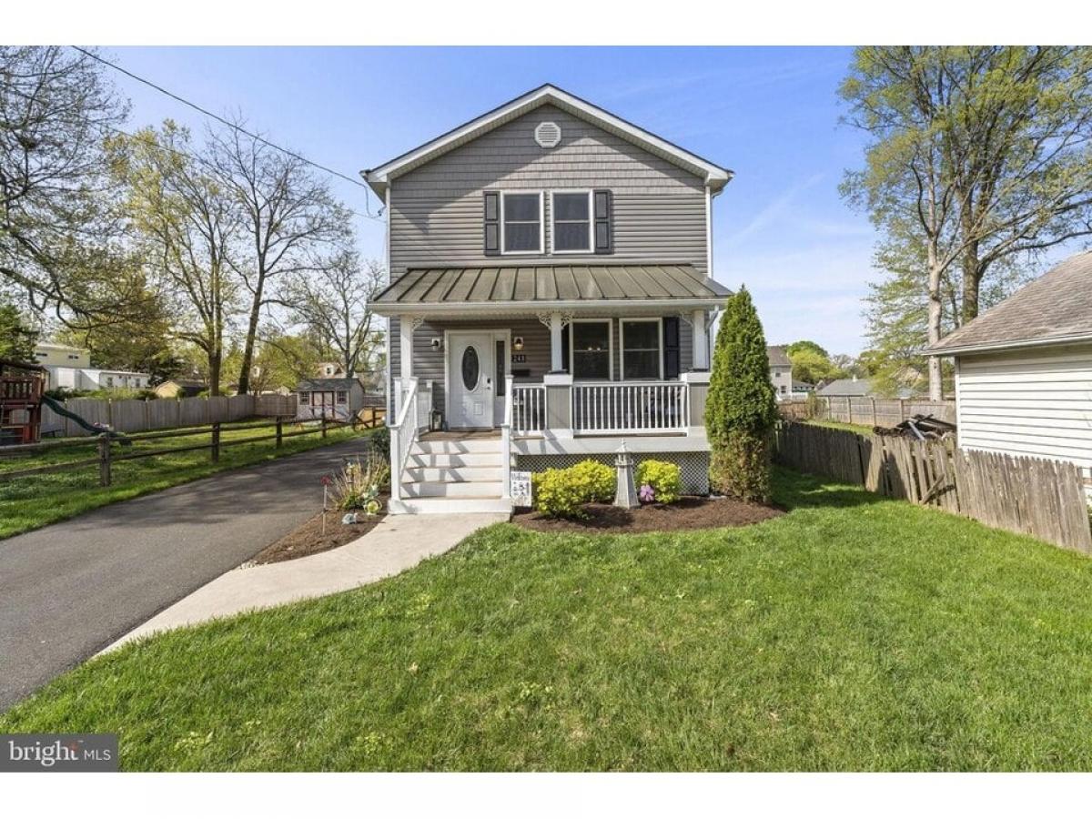 Picture of Home For Sale in North Wales, Pennsylvania, United States