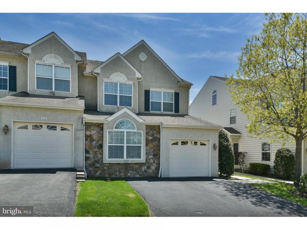 Picture of Home For Sale in Norristown, Pennsylvania, United States