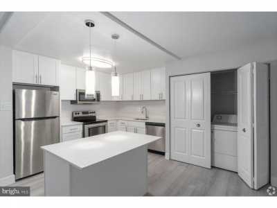 Home For Rent in Wyncote, Pennsylvania