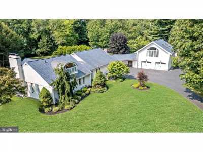 Home For Sale in Blue Bell, Pennsylvania