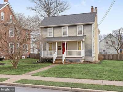 Home For Sale in Lansdale, Pennsylvania