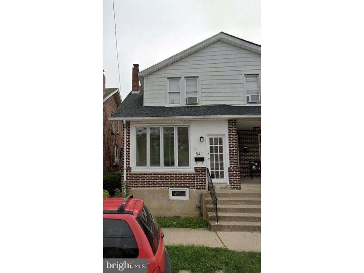 Picture of Home For Sale in Allentown, Pennsylvania, United States