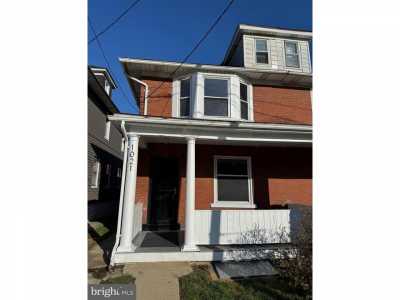 Home For Sale in Fountain Hill, Pennsylvania