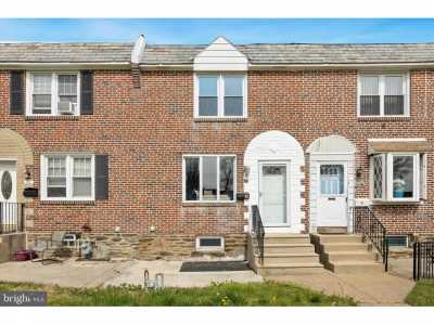 Home For Sale in Glenolden, Pennsylvania