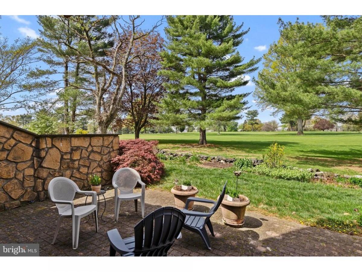 Picture of Home For Sale in Wallingford, Pennsylvania, United States