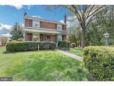Home For Sale in Lansdowne, Pennsylvania