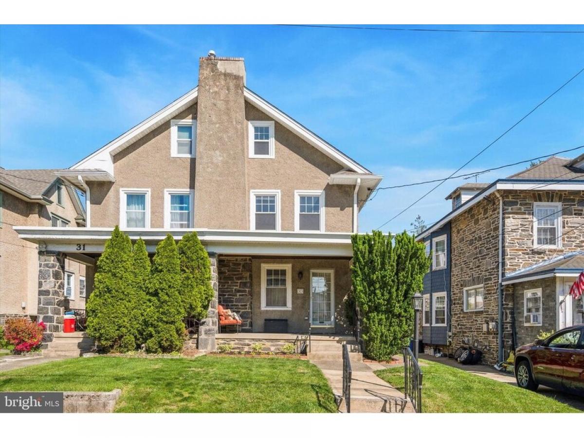 Picture of Home For Sale in Upper Darby, Pennsylvania, United States
