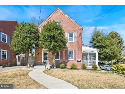 Home For Sale in Ridley Park, Pennsylvania