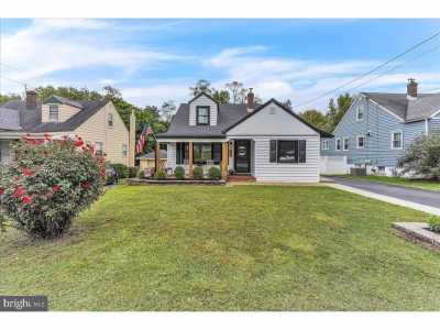 Home For Sale in Upper Chichester, Pennsylvania