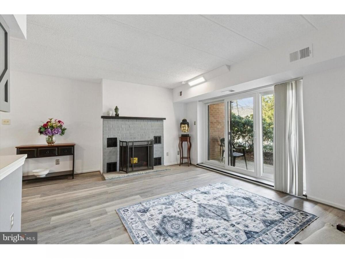 Picture of Home For Sale in Chesterbrook, Pennsylvania, United States