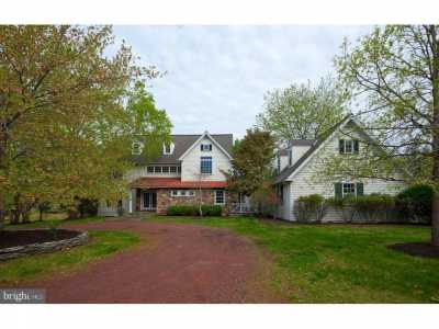 Home For Sale in Pipersville, Pennsylvania