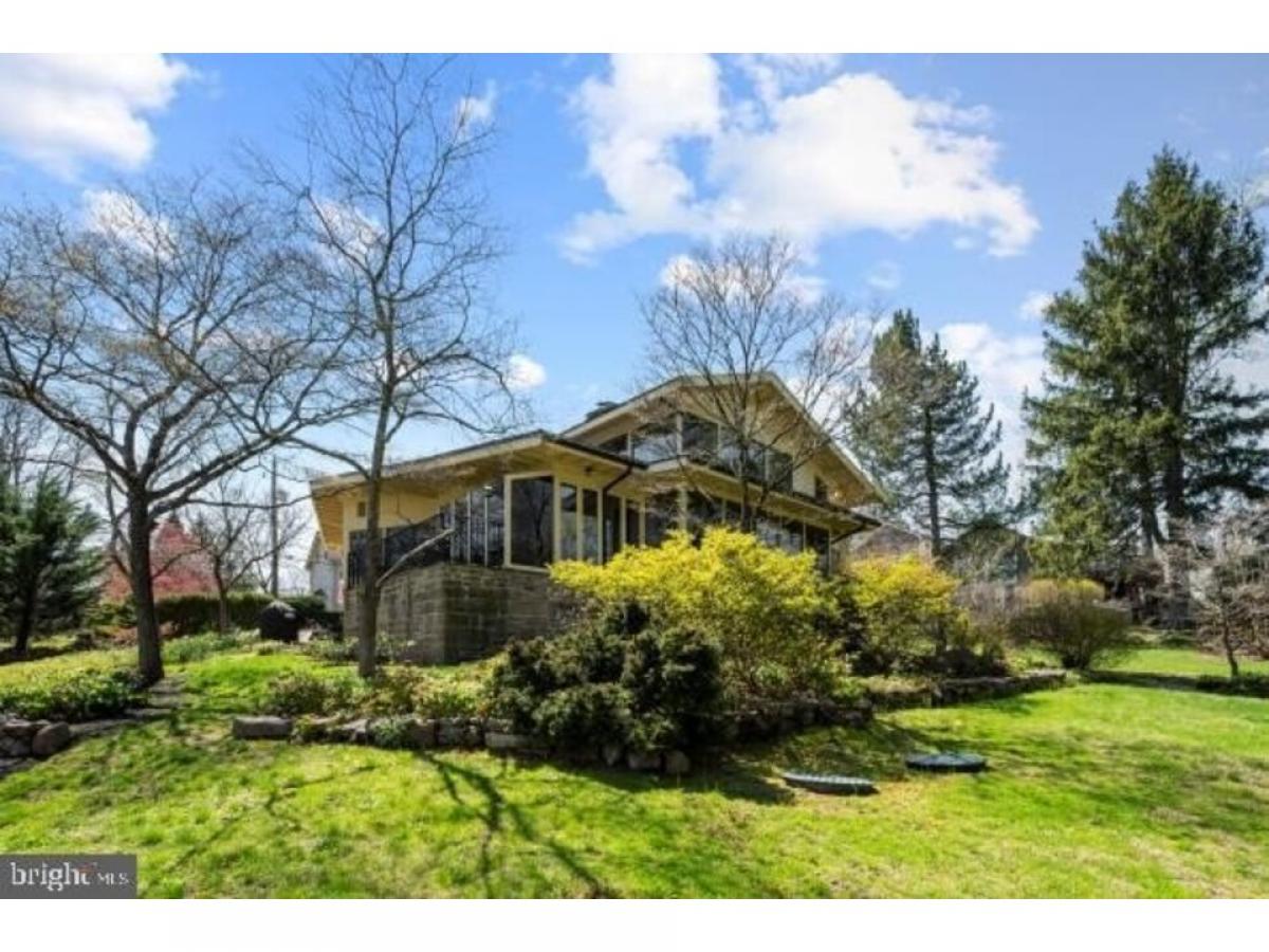 Picture of Home For Sale in New Hope, Pennsylvania, United States