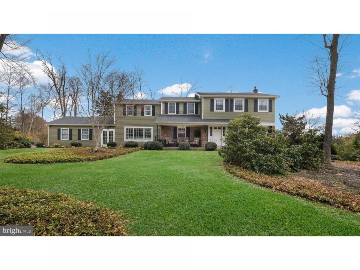 Picture of Home For Sale in Doylestown, Pennsylvania, United States