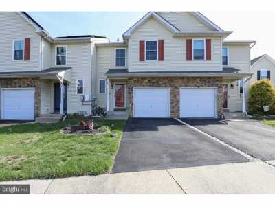 Home For Sale in Sellersville, Pennsylvania